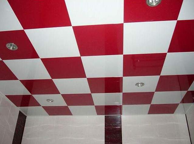 Потолок в ванной комнате